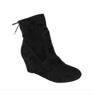 Chinese Laundry Women's Unnie Wedge Booties Black Size 10M